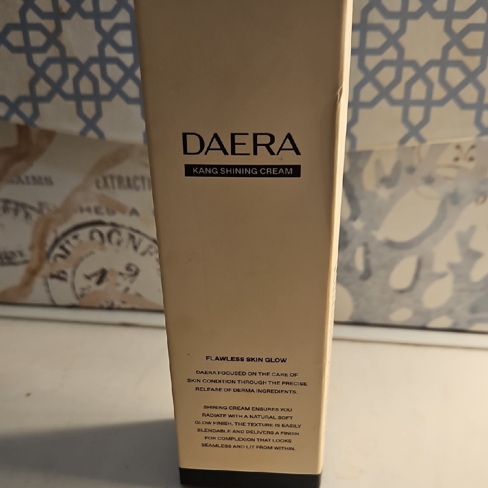 Daera Kang Shining Cream